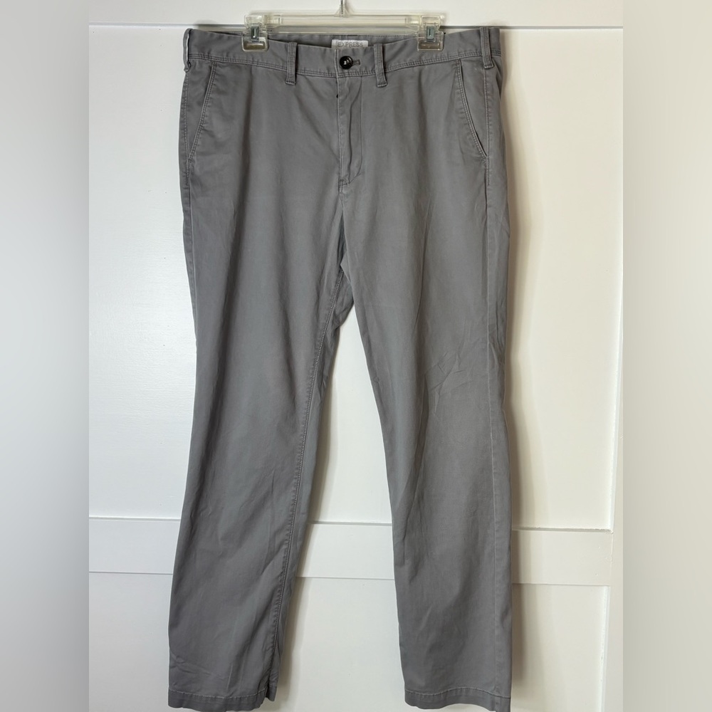 Express Men's Light Gray Chinos size 36 in great condition